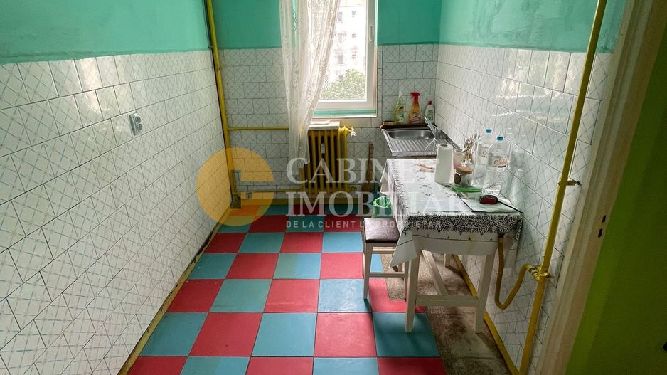 2 camere DECOMANDAT - etaj intermediar - liber - FARA RISC - Poză 4