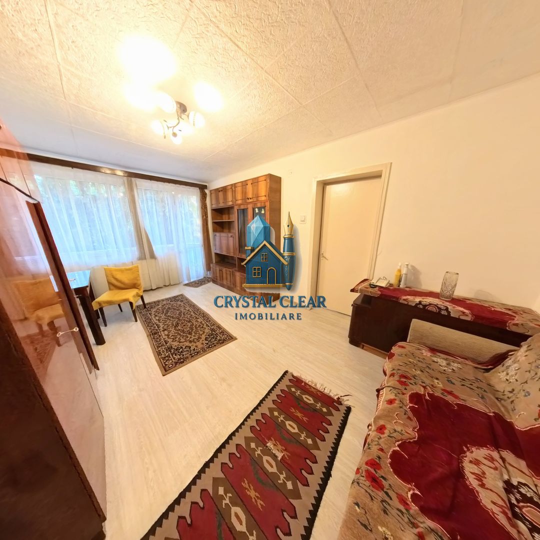 Apartament 2 camere, cartierul Aleea Carpați, zona Darina - Poză 1