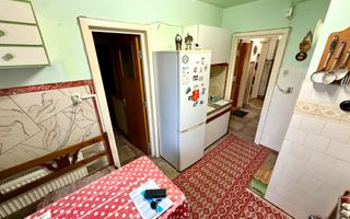 3 decomandate - parter - 65mp - centrala - gol - Scriitorilor - Poză 2