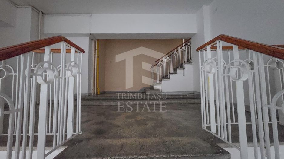 Apart 3 camere birouri stradal Bulevardul Unirii colt Nerva Traian - Poză 24