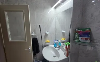 Apartament cu 4 camere | Etaj intermediar | Zona Parcul Rozelor - Poză 19