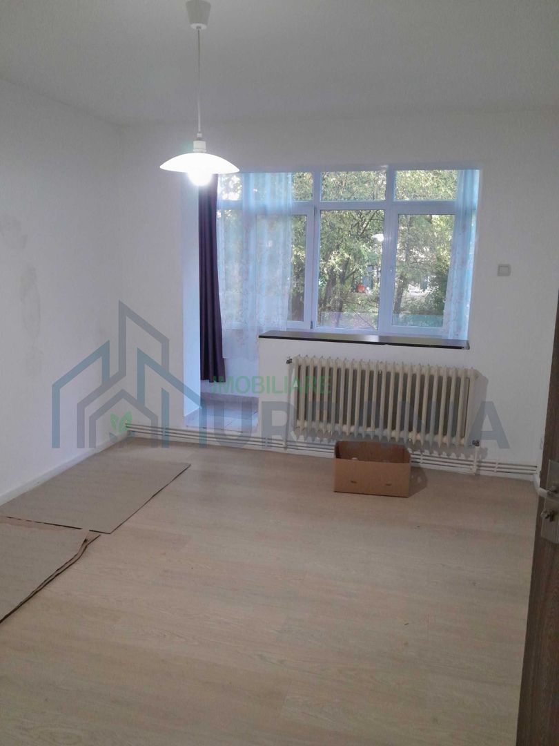 Apartament 2 camere semidecomandat în Tătărași, etaj 1, două balcoane, lângă parcul mare - Poză 7