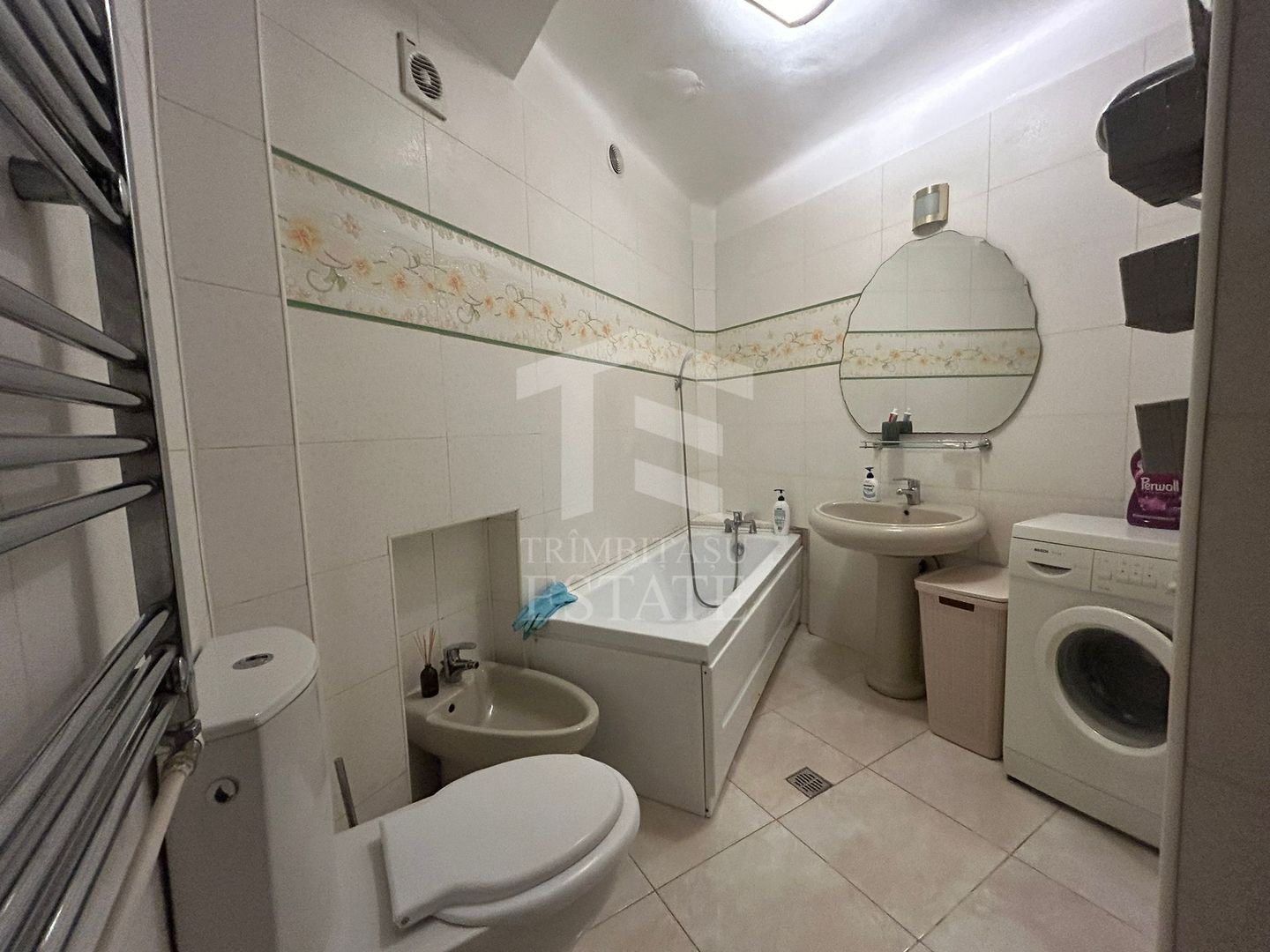 3 Camere Ultracentral 2 minute de Metrou Univestitate - Poză 9