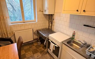 2 camere, vis a vis de Medicina, ideal pentru studenti, centrala proprie - Poză 9