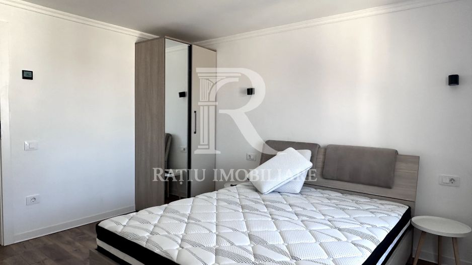 Casa cu 5 dormitoare de închiriat | Cartierul Lotus | Sanmartin - Poză 12