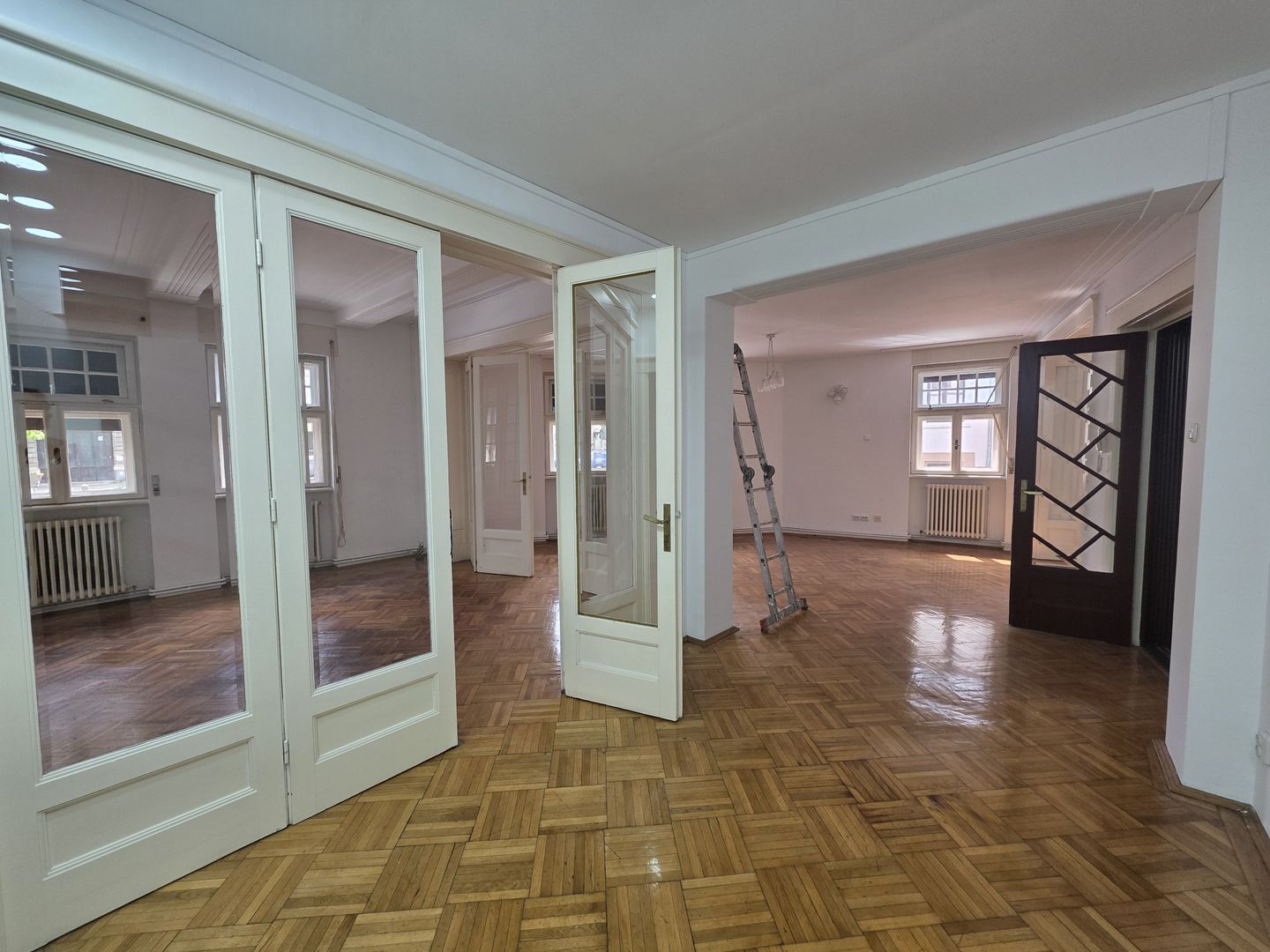 Apartament 4 camere de inchirat Armenasca Romana - Poză 19