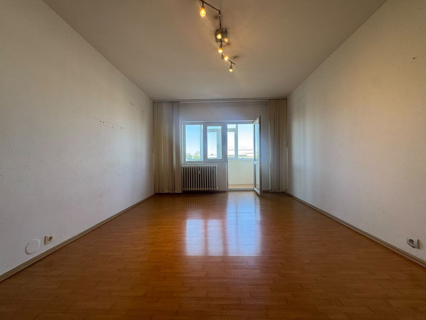 2 camere| DECOMANDAT| AVIATIEI - Poză 1