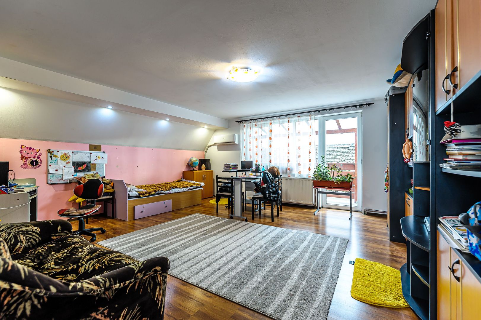 Casă cu teren pe Calea Timișorii - Poză 7