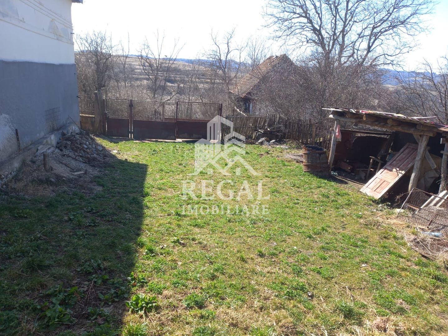 Două case de vânzare – Cerisor – teren generos 6996 mp - Poză 9