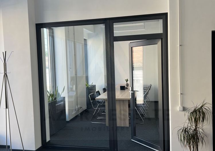 Spatiu comercial 2 etaje autorizate ISU 470 mp utili  zona Lazaret - Poză 2