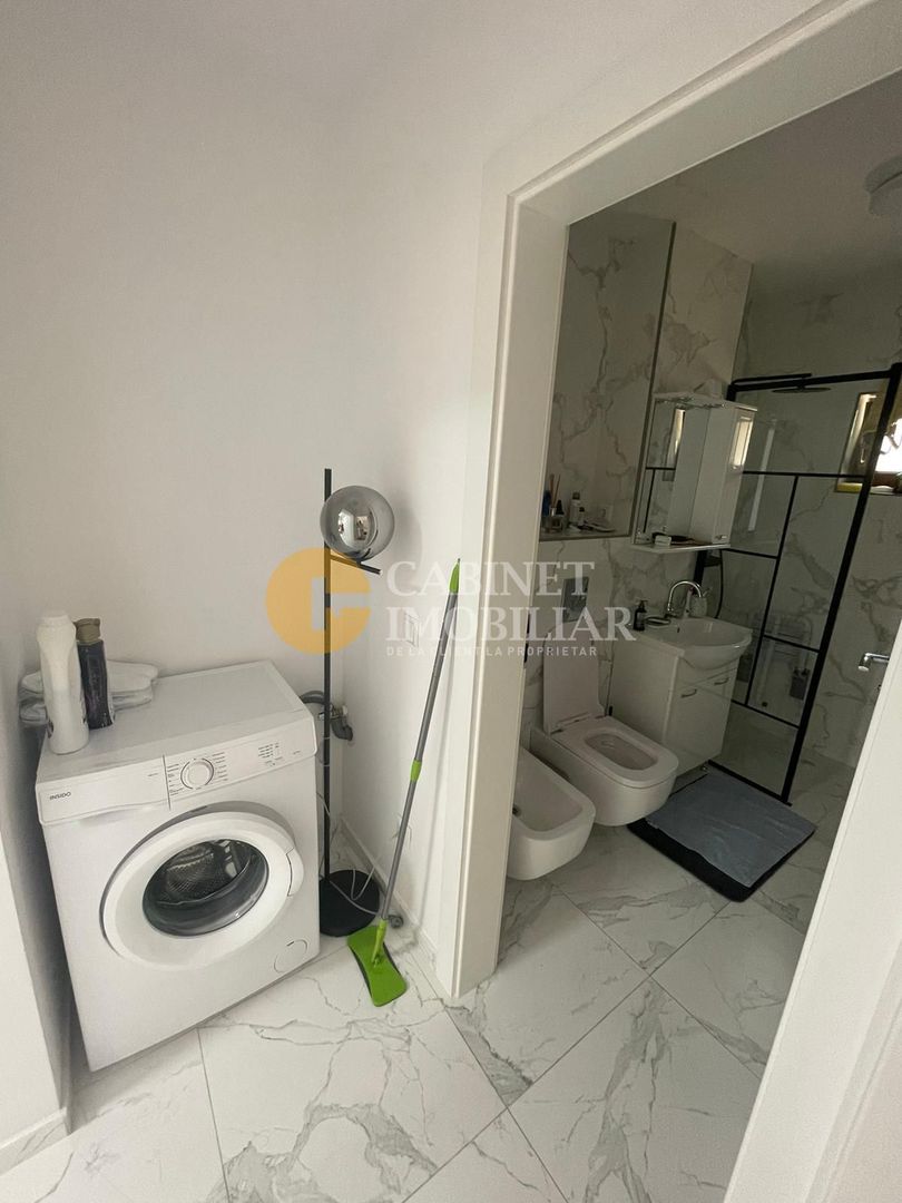 Central - Tg Cucu bloc tip Vila - 2 camere Decomandat RENOVAT 60mp - Poză 6