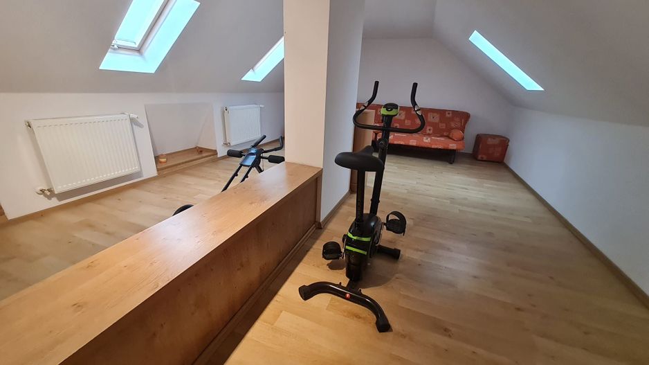 Vila individuala,la 10 min de Piața Victoriei! - Poză 12