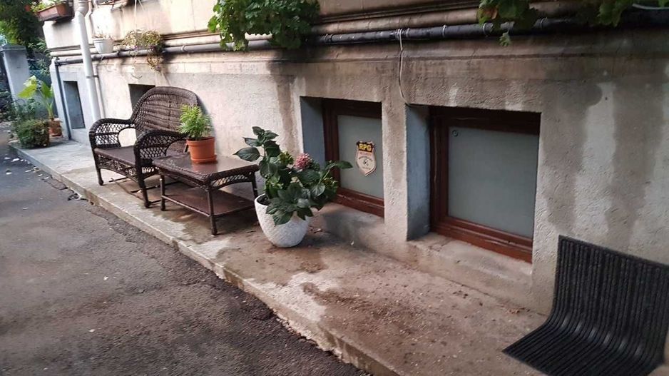 Cotroceni, apartament 5 camere, 106mp, 2 bai, centrala, fara Risc, fara legea 112, Loc Parcare, demisol inalt - Poză 3