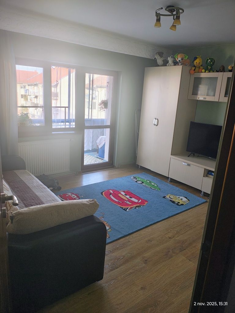 BRASADAS vinde ap 3 cam etaj 4/4 in Carpați 2. - Poză 4