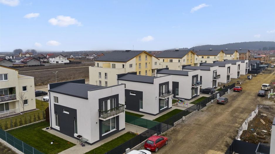 Casa Individuala cu 4 camere Sanpetru - Poză 13