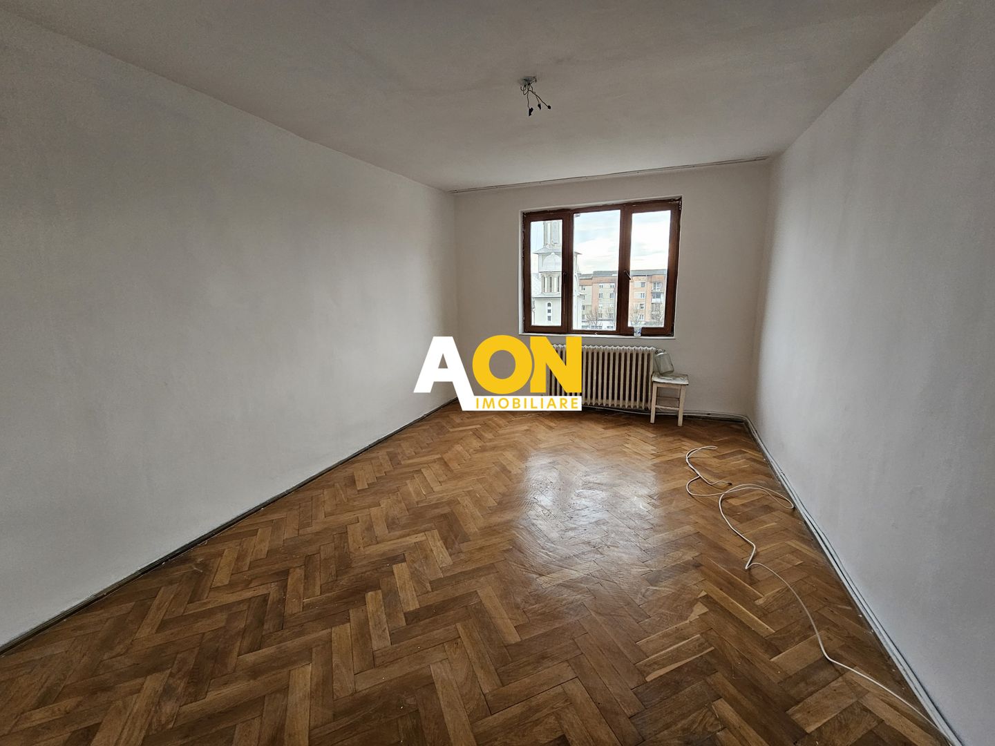Apartament 3 camere, 78 mp utili, etaj 4 + pod + boxa 7 mp, Cetate - Poză 7
