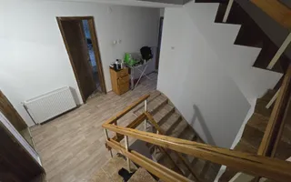 1/2 Duplex Zona Centru, 7 Camere, 310mp Teren - Poză 13
