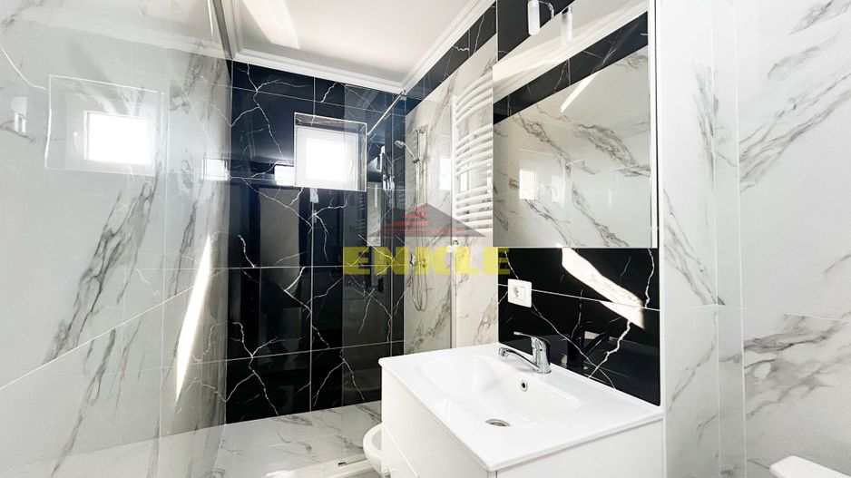 De vanzare apartament 2 camere, zona Est Clinic. - Poză 8