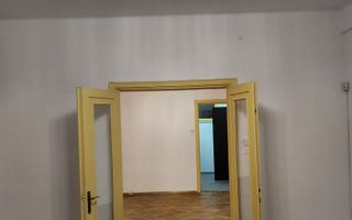 De vanzare apartament 6 camere Piata Romana. Pret NEGOCIABIL - Poză 7