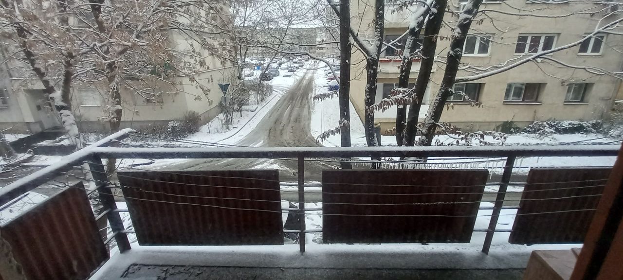 BRASADAS vinde ap 3 cam Micro 16, et. 1/4. - Poză 2