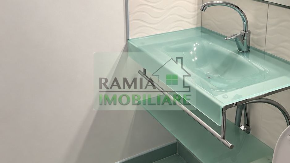 Apartament 3 camere decomandat, 68 mp, 2 băi, boxă – renovat complet - Poză 8