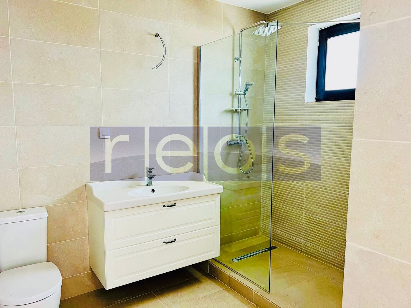 VILA DE VANZARE CORBEANCA 450 MP 6 CAMERE - Poză 9