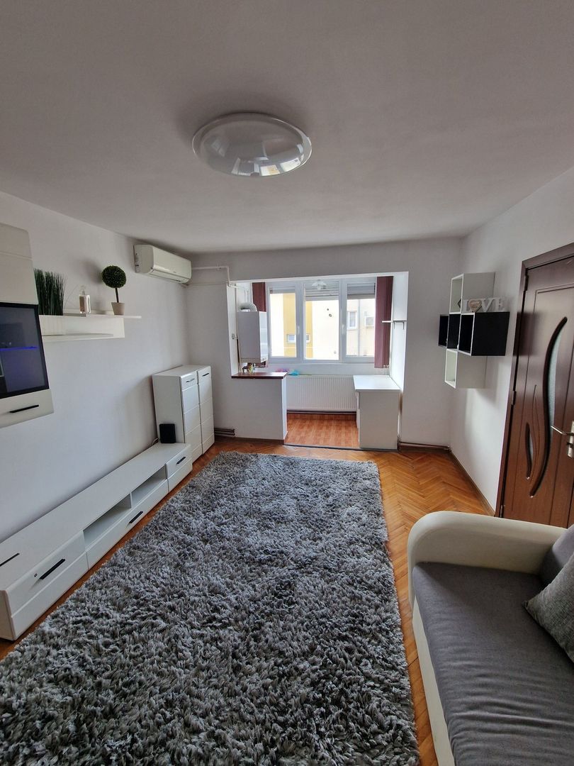 Calea Martirilor | 3 Camere | Centrala proprie | Aer conditionat | Rulouri - Poză 1