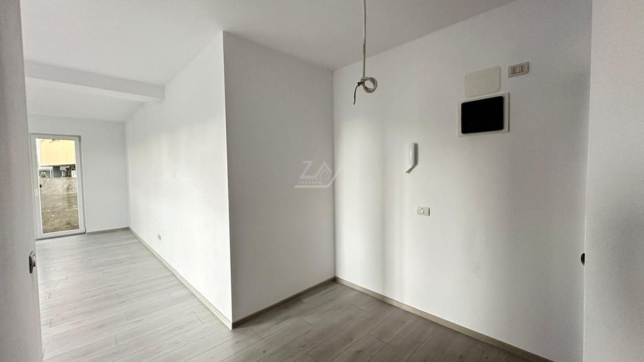 Bloc nou cu finisaje superioare. Etaj intermediar. Loc de parcare - Poză 7