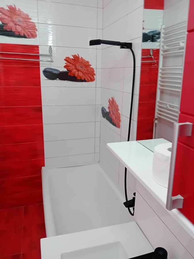 GARSONIERA MODERNA RENOVATA MOBILATA SI UTILATA BLOC 1982 - Poză 8