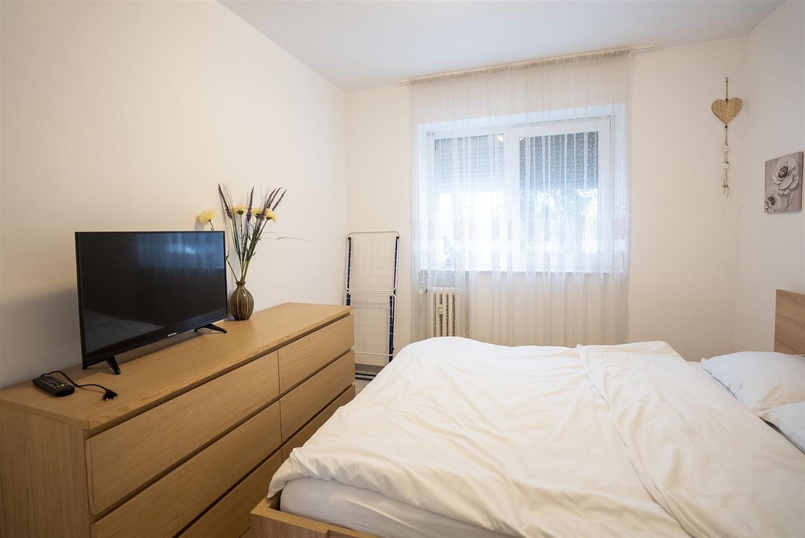 Apartament 4 camere 2 bai etaj 1 Iosia - Poză 2