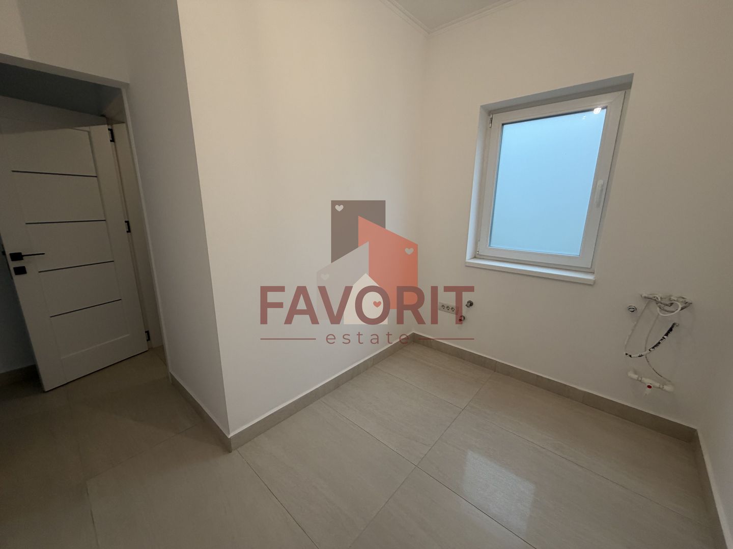 Casa individuala finalizata. Acces asfaltat - Poză 8