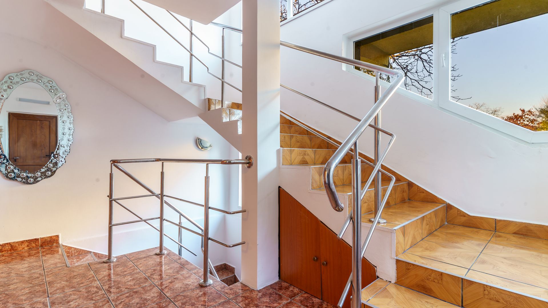 Casa individuala cu 3 apartamente, comision 0%, Intre Lacuri - Poză 5