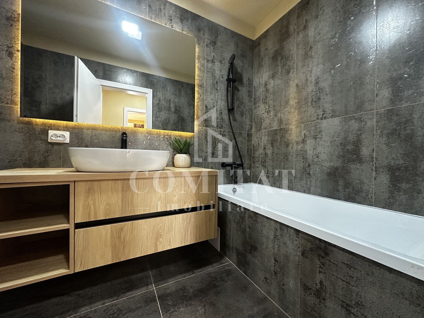 Apartament ultrafinisat | Parcare în garaj subteran | Zona Eroilor - Poză 24