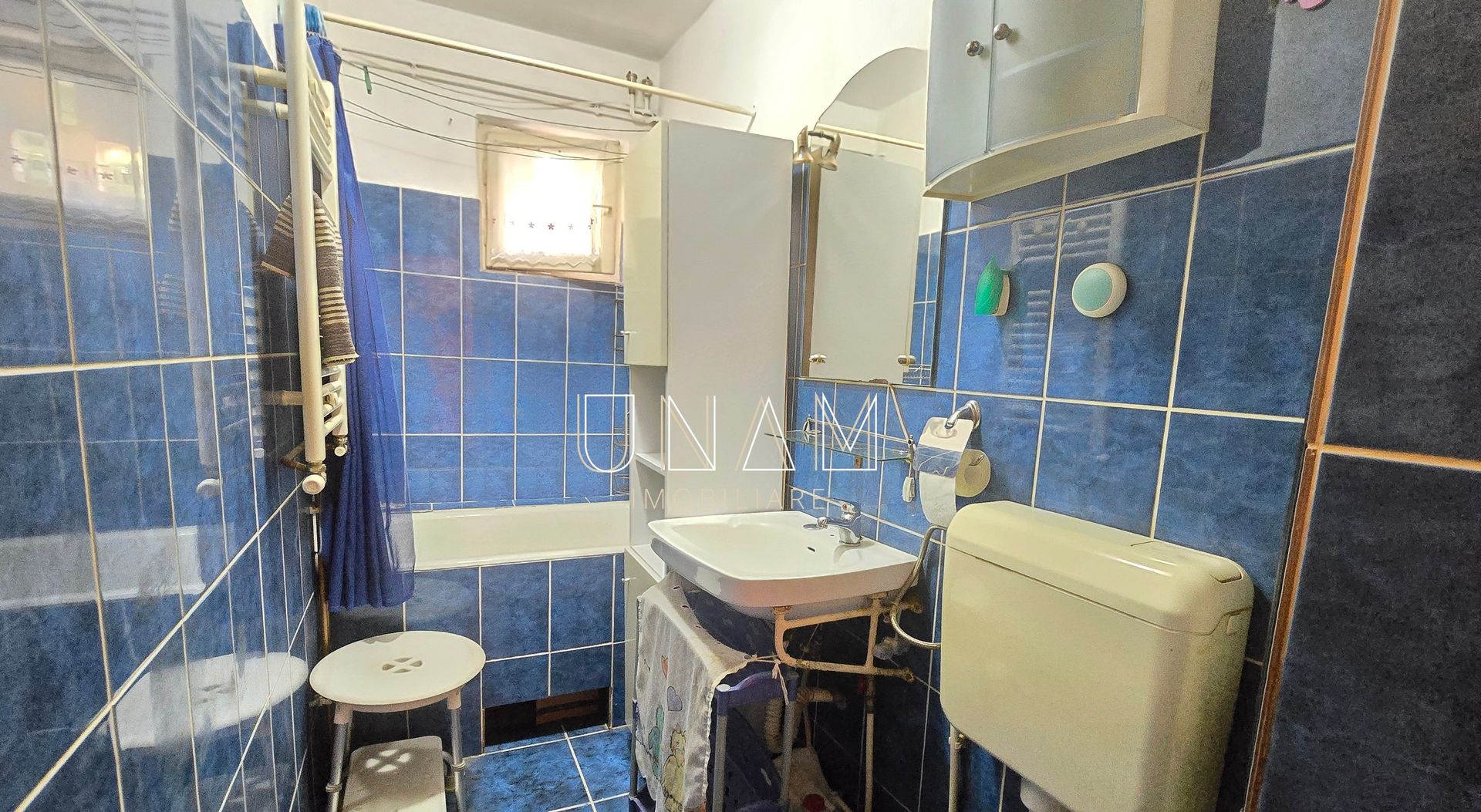 Apartament 3 camere de vânzare, Etaj 2 – Micro 2,  Reșița - Poză 10