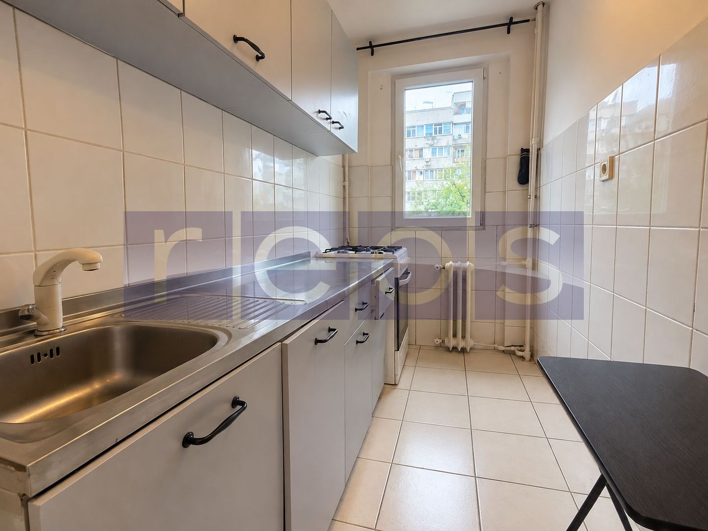 DE VANZARE APARTAMENT 3 CAMERE  | ETAJ 6/10 | LUJERULUI  | METROU - Poză 5