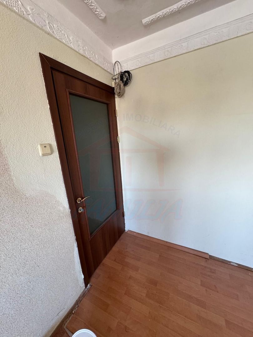 47.900 euro APARTAMENT LIBER, doua camere, decomandat,  Micro17 - Poză 5