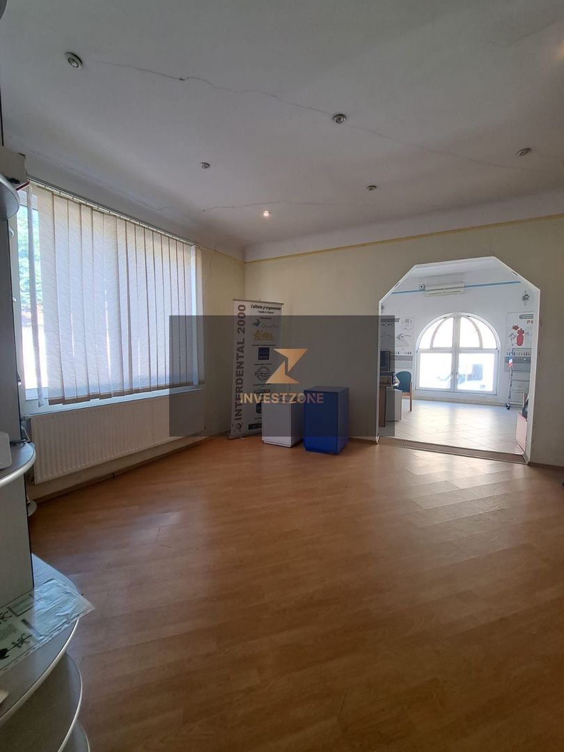 Proprietate 450 mp pe Calea Clujului cu teren de 787mp in Oradea - Poză 22