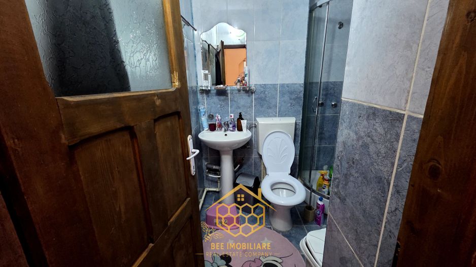 Apartament 2 camere, 2 bai, complet mobilat si utilat in Valea Rosie - Poză 11