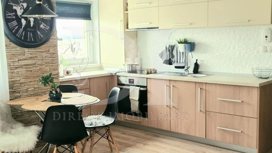 Apartament la cheie / 3 camere / parcare / Zona Cetatii - Poză 3