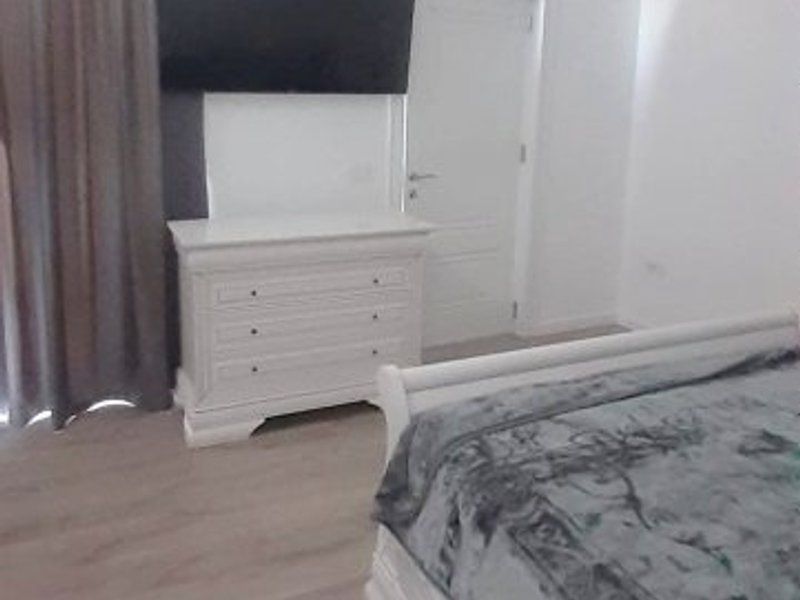 Casa in stil mediteranean - 4 camere, zona Metro - Poză 4