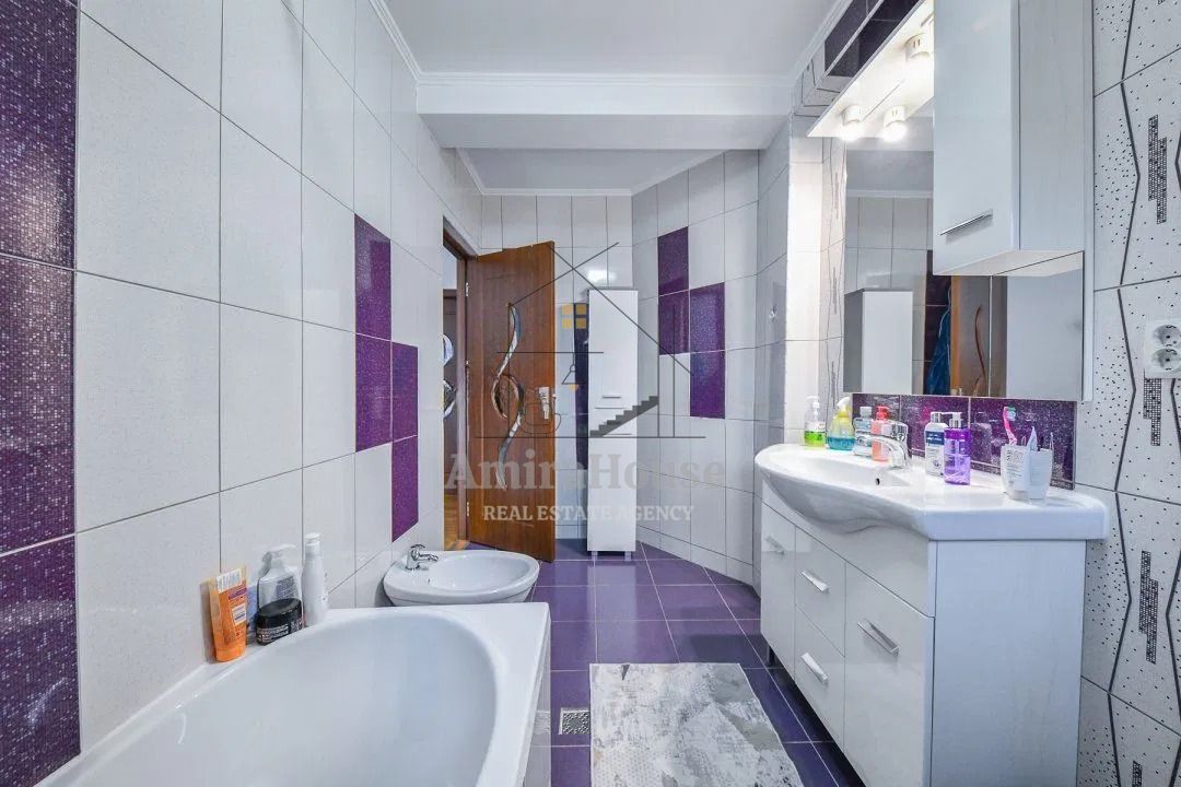 Casa tip duplex, finisat, parcare, aprox teren 200 mp, Floresti Terra - Poză 20