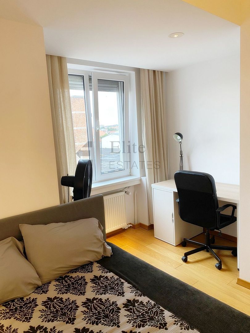 Apartament spatios cu 4 camere de inchiriat | Pietonala Oradea - Poză 10