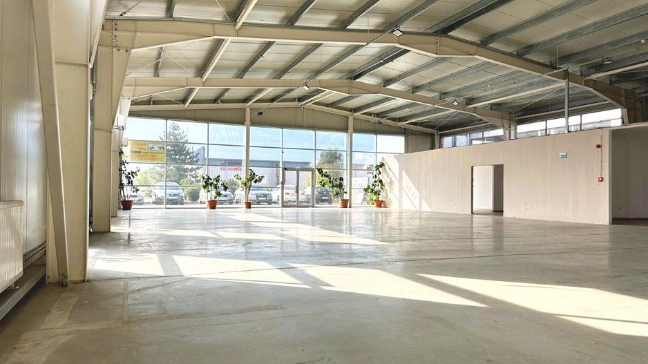 Hala mixta 800 mp de inchiriat – showroom, birouri, depozit – Arad - Poză 1