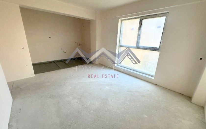 Apartament 3 camere Otopeni central | bloc cu lift, parcare - Poză 1