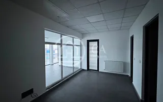 Spațiu comercial de închiriat cu 7 camere în zona Centurii, Oradea - Poză 11