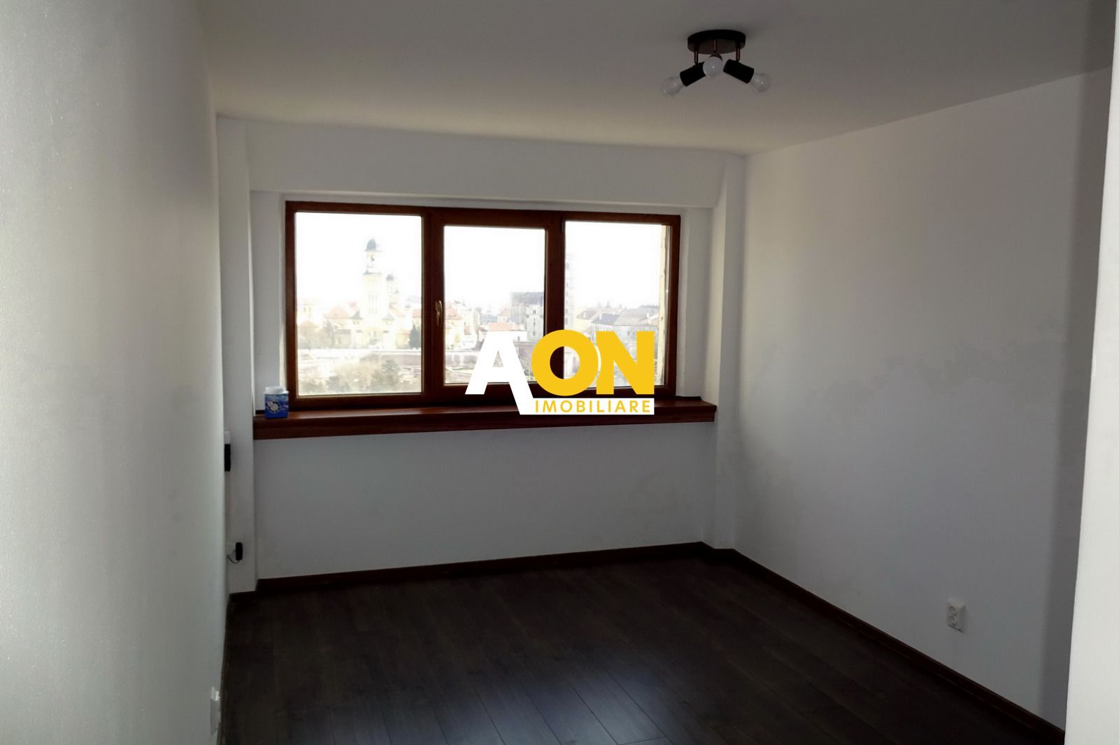 Apartament 4 Camere, Decomandat, 90 mp, Et.6, Zona Cetate - Poză 10