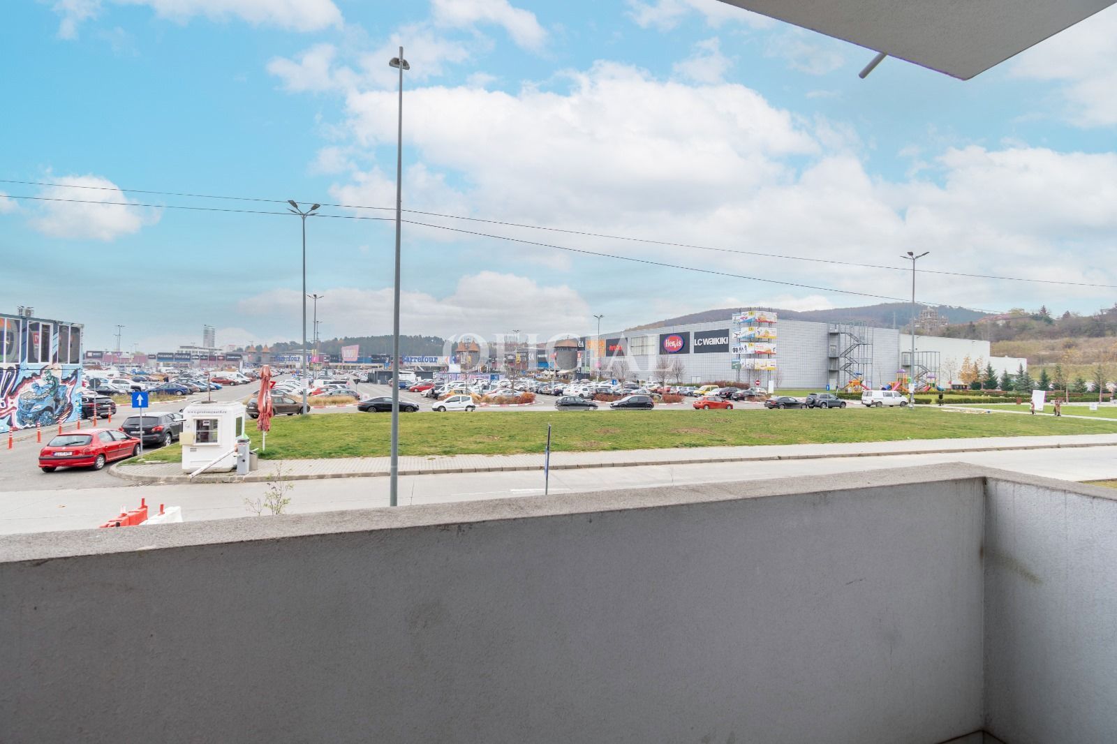 Apartament 3 Camere | Intermediar | Parcare Inclusa | Zona VIVO - Poză 3