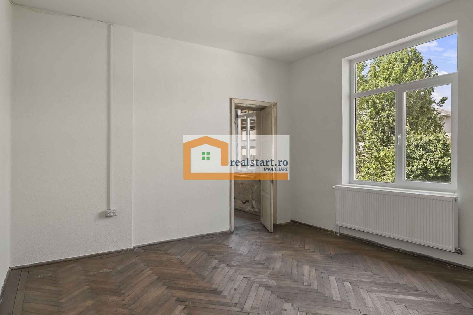 Vila individuala, S+P+E+Pod, curte 500mp, ideal Bistro-caffe, birouri - Poză 29