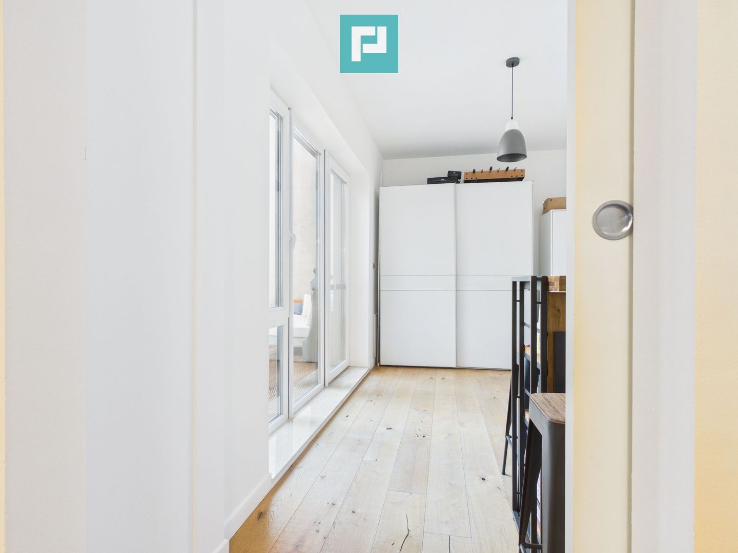 Penthouse exclusivist 3 camere | Terasă 35 mp - Poză 7