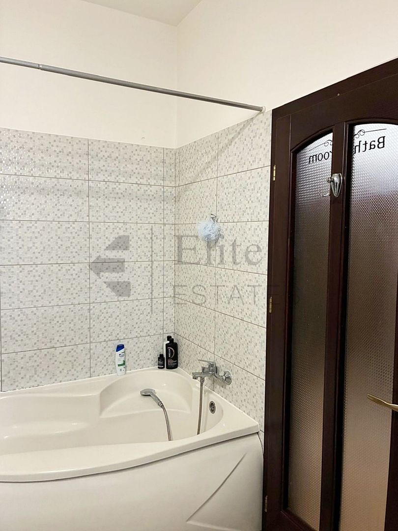 Apartament central cu 3 camere in Oradea - Poză 12